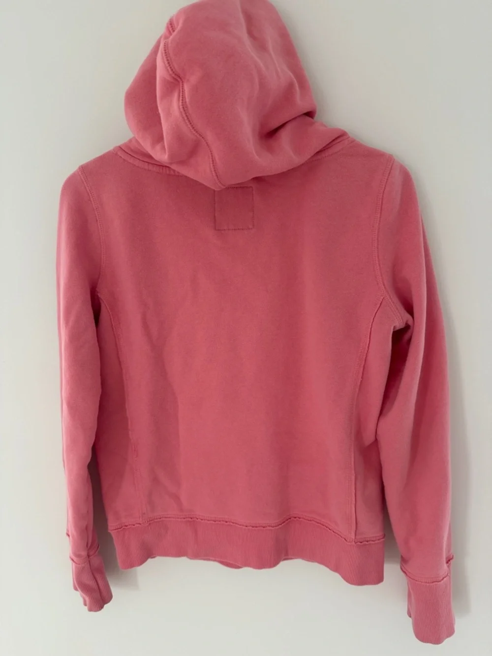 American Eagle Outfitters Pink Funnel Neck Pullover with Gold Logo Size Medium